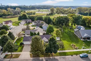 3630 Strathmore Ln SE, Rochester, MN 55904 - Photo 41