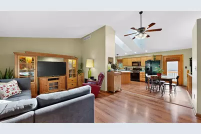 3630 Strathmore Lane SE, Rochester, MN 55904 - Photo 9