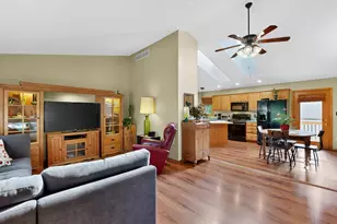 3630 Strathmore Ln SE, Rochester, MN 55904 - Photo 9