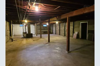 801 E Elm Avenue, Olivia, MN 56277 - Photo 23