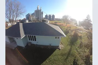 801 E Elm Avenue, Olivia, MN 56277 - Photo 35