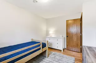 8131 Vincent Ave S, Bloomington, MN 55431 - Photo 21