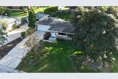 8131 Vincent Avenue S, Bloomington, MN 55431 - Photo 49