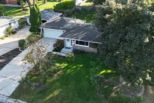 8131 Vincent Ave S, Bloomington, MN 55431 - Photo 49