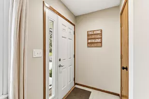 8131 Vincent Ave S, Bloomington, MN 55431 - Photo 5