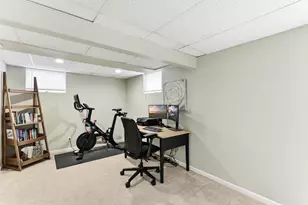 8131 Vincent Ave S, Bloomington, MN 55431 - Photo 29