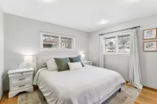 8131 Vincent Ave S, Bloomington, MN 55431 - Photo 17