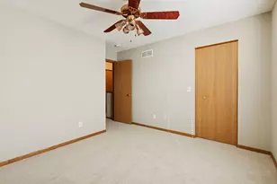 15515 Flyboat Ln, Apple Valley, MN 55124 - Photo 17