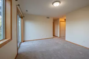 8382 Cedarview Cir, Savage, MN 55378 - Photo 23