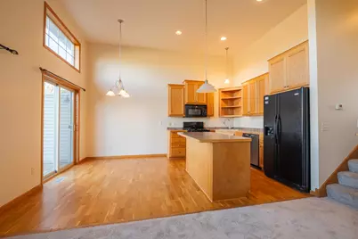 8382 Cedarview Circle, Savage, MN 55378 - Photo 5