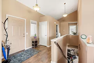 1042 Wyncrest Ct, Woodbury, MN 55129 - Photo 3