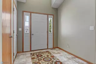 512 9th St NE, Dilworth, MN 56529 - Photo 5