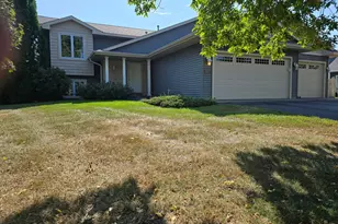 4265 Lake Ridge Dr, Big Lake, MN 55309 - Photo 1