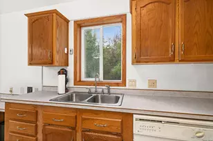 63 S Elder Dr, Duluth, MN 55810 - Photo 5