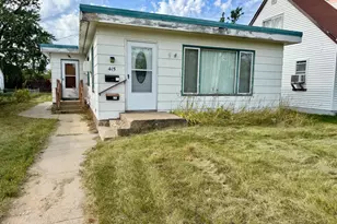 415 Central Ave SE, Bemidji, MN 56601 - Photo 1