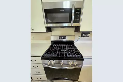 95 Colorado Street W, Saint Paul, MN 55107 - Photo 21