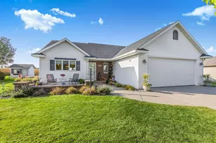 1917 23rd Ave SW, Willmar, MN 56201 - Photo 29