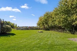 6877 Lasalle Cir NE, Albertville, MN 55301 - Photo 5