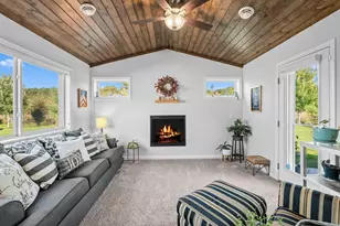 39781 Fawn Ave, North Branch, MN 55056 - Photo 11