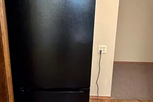 820 N Cedar St, Luverne, MN 56156 - Photo 9