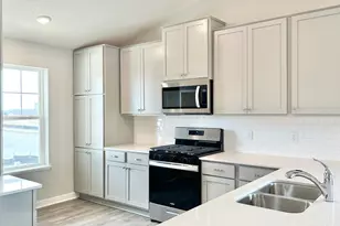 1634 Denali Dr, Shakopee, MN 55379 - Photo 3