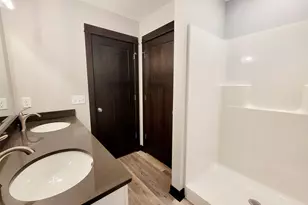 1044 Cullen St, Saint Peter, MN 56082 - Photo 21