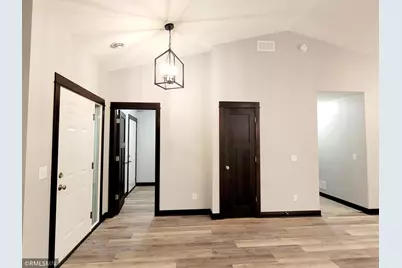 1044 Cullen Street, Saint Peter, MN 56082 - Photo 13