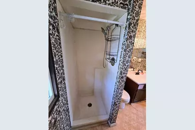 109 5th Avenue SE, Pipestone, MN 56164 - Photo 17