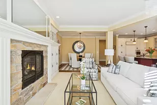 296 Grace Pointe Ct, Wayzata, MN 55391 - Photo 13