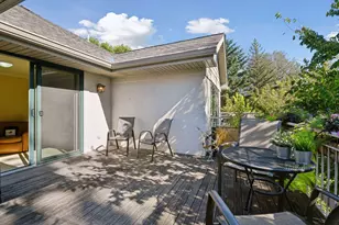 296 Grace Pointe Ct, Wayzata, MN 55391 - Photo 39