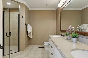 296 Grace Pointe Ct, Wayzata, MN 55391 - Photo 41