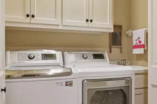 296 Grace Pointe Ct, Wayzata, MN 55391 - Photo 49