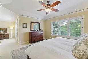 296 Grace Pointe Ct, Wayzata, MN 55391 - Photo 31