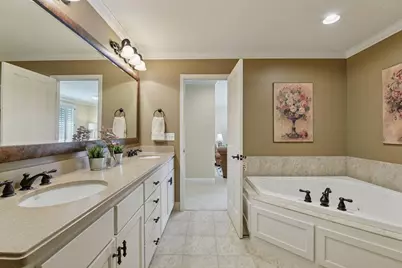 296 Grace Pointe Court, Wayzata, MN 55391 - Photo 43