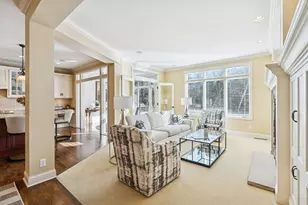 296 Grace Pointe Ct, Wayzata, MN 55391 - Photo 7