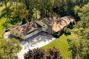 2011 Merrihills Dr SW, Rochester, MN 55902 - Photo 1