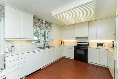 2011 Merrihills Drive SW, Rochester, MN 55902 - Photo 19