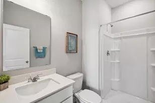 2080 Aquarius Dr, Shakopee, MN 55379 - Photo 9