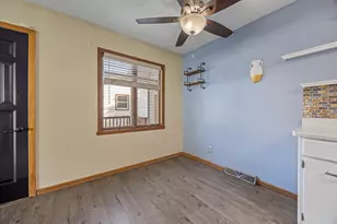 1407 17th St S, Fargo,  58103 - Photo 9