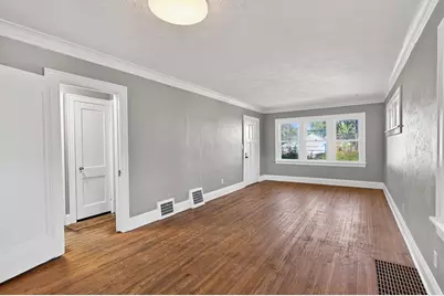 834 Iroquois Avenue, Saint Paul, MN 55119 - Photo 7