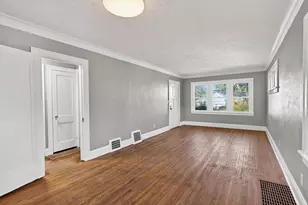 834 Iroquois Ave, Saint Paul, MN 55119 - Photo 7