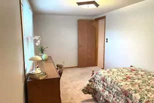 944 S Hampton St, Fairmont, MN 56031 - Photo 25