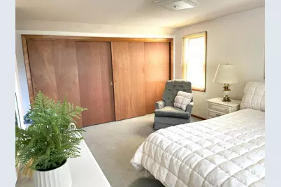 944 S Hampton Street, Fairmont, MN 56031 - Photo 27