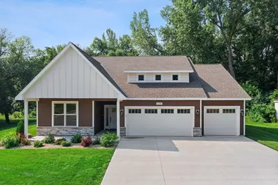 634 E 6th Street, Chaska, MN 55318 - Photo 1