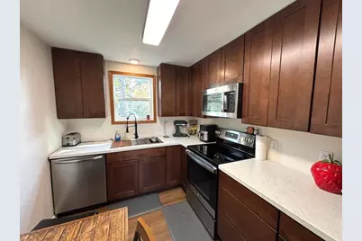 110 Crocker Avenue S, Thief River Falls, MN 56701 - Photo 5