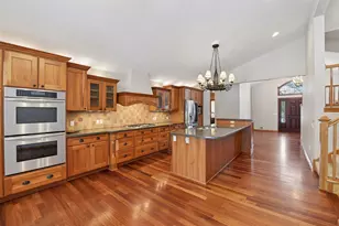 5767 Vine Hill Rd, Minnetonka, MN 55345 - Photo 19