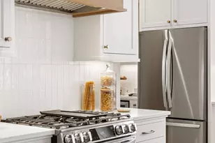 118 Spring Farm Rd, North Oaks, MN 55127 - Photo 5