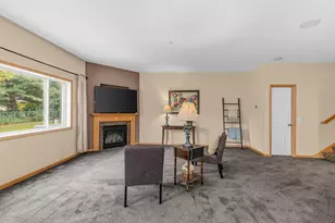 2694 County Rd H2, Mounds View, MN 55112 - Photo 15