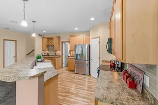 2694 County Rd H2, Mounds View, MN 55112 - Photo 9