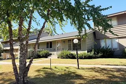 61 Windsor Court, New Brighton, MN 55112 - Photo 1